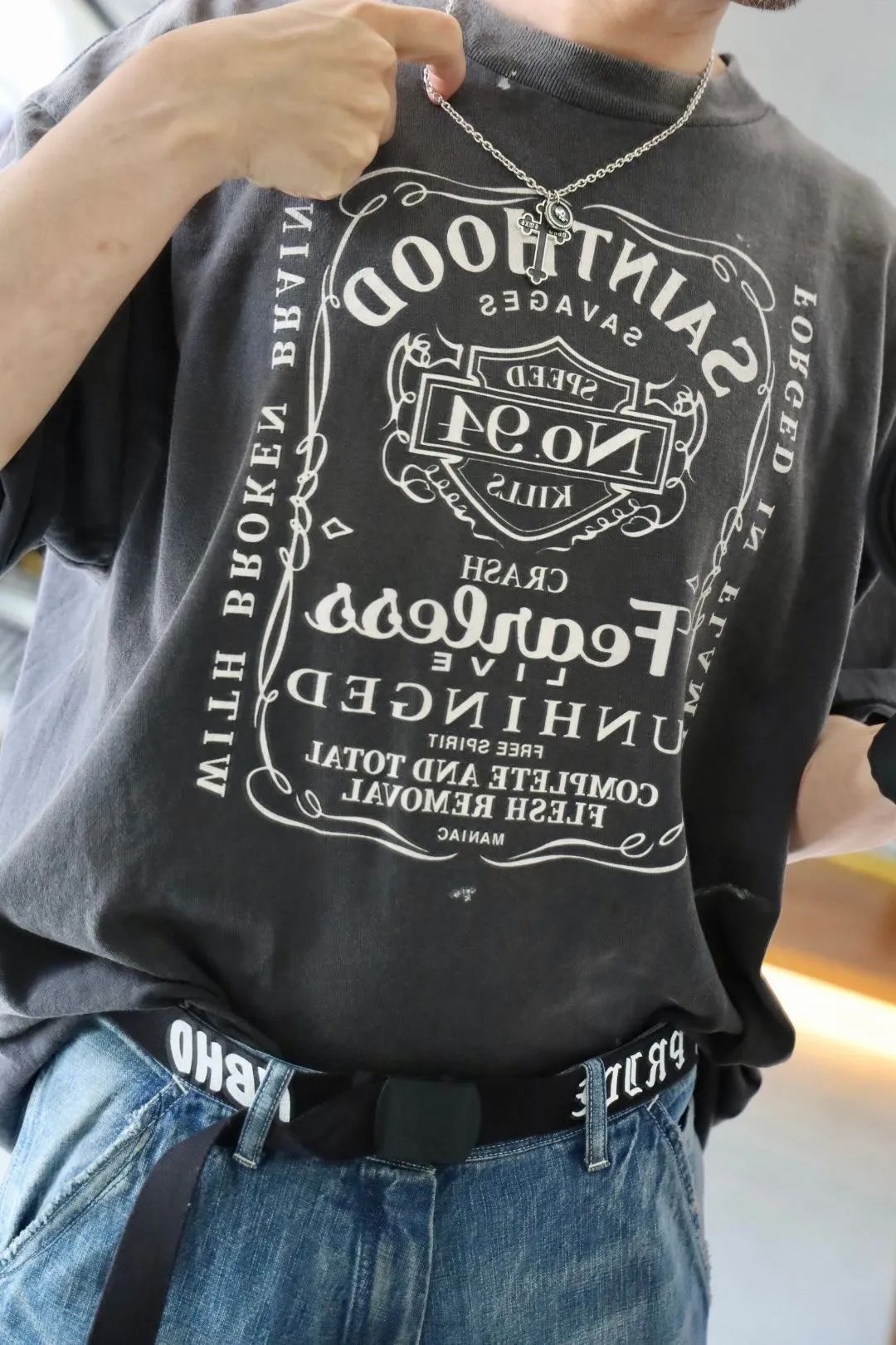 SAINT Mxxxxxx × NEIGHBORHOOD STHD . SS TEE FEARLESS/BLK NBHD Takizawa Shinsuke co-branded whiskey label/love skull angel distressed short sleeves washed black S-XL tube weave without side seam fabric ready-made Assute dyeing custom-woven NBHD co-branded main mark washed mark truly correct version top-level printing process restoration distressed treatment